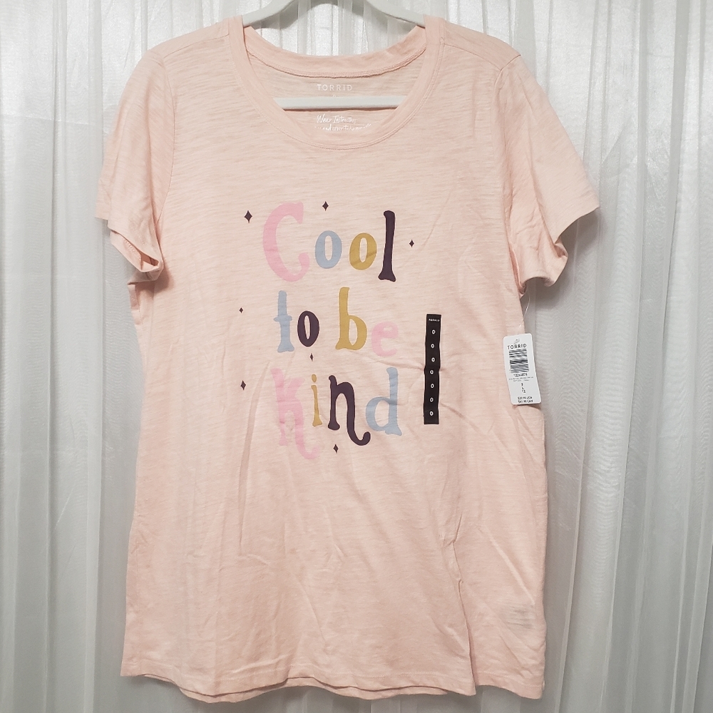 NWT Torrid Sz 0/L/12 Cool To Be Kind Slim Fit Short Sleeve Shirt - Picture 2 of 12